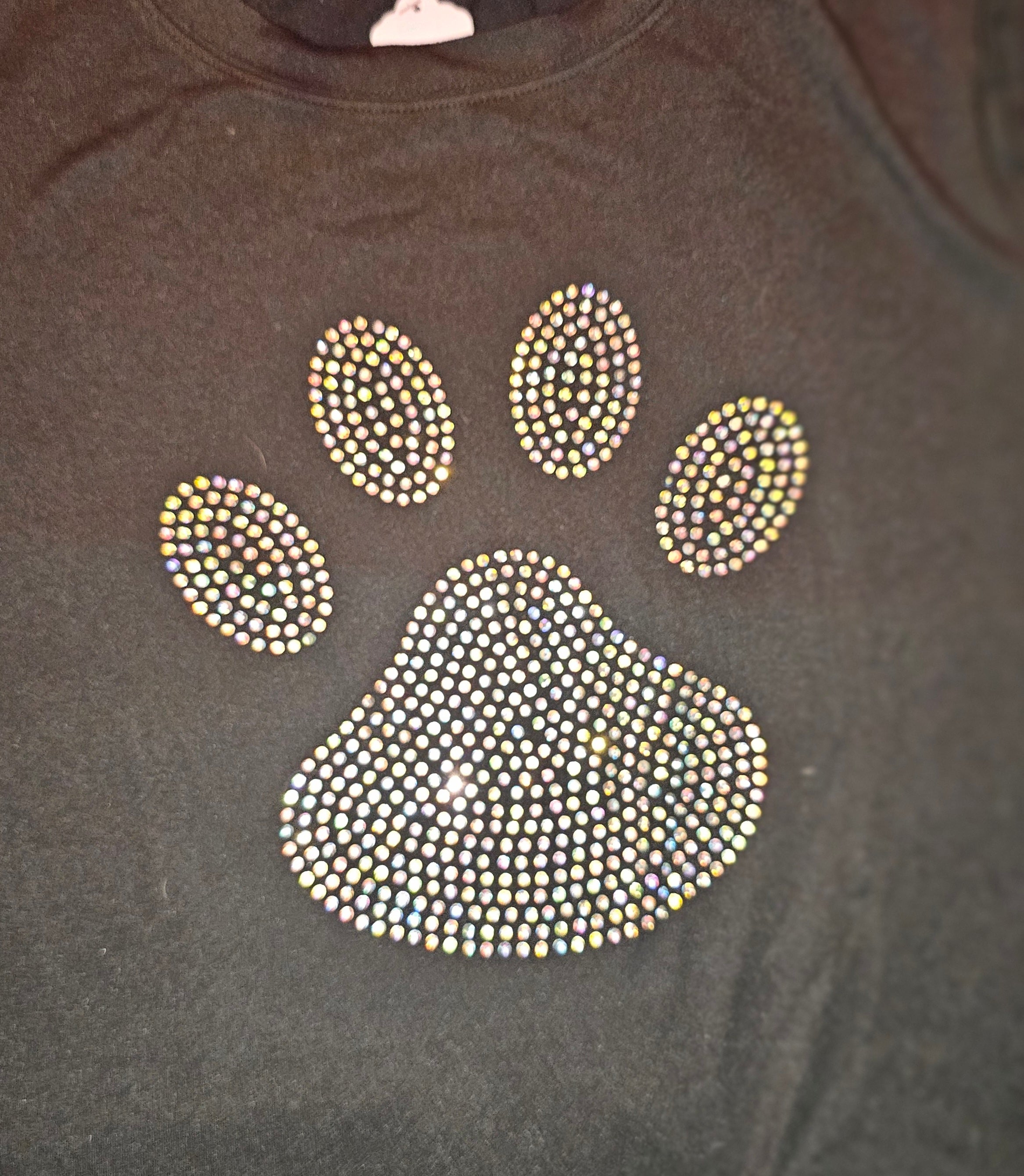 Short sleeve bling paw print t-shirt